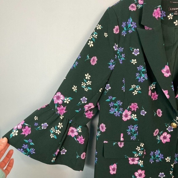 LANE Bryant The Bryant Blazer Green Floral 3/4 Flare Bell Sleeve Size 20 Jacket - Picture 10 of 15